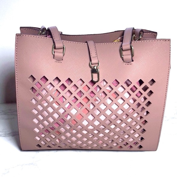 Trina Turk Pink Lattice Handbag w/ Flower Liner! - Picture 2 of 9